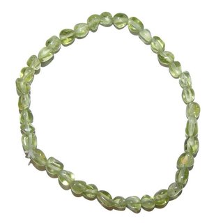 Peridot / Olivin Armband aus polierten kleinen Edelsteinen auf Stretchband