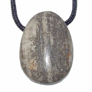 Holz versteinert als Anhnger Hell flacher Trommelsteine ca. 25 x 15 mm in Tropfen Form mit Bohrung ca. 2,5 mm