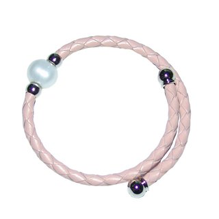Leder Armband /  Reif rosa geflochten mit Süßwasser Perle creme weiß ein echter Hingucker schlicht und edel !