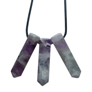 Amethyst gebndert Spitze gebohrt als Anhnger ca. 45 mm lang Bohrung ca. 2,5 mm